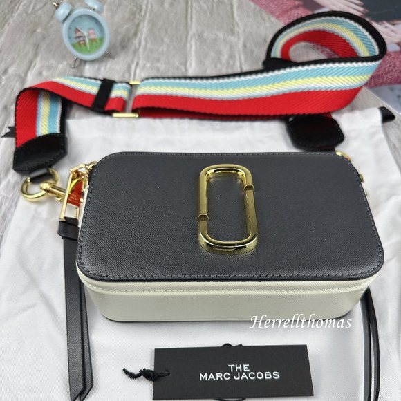 NWOT MARC JACOBS the snapshot shoulder bag - Picture 4 of 14
